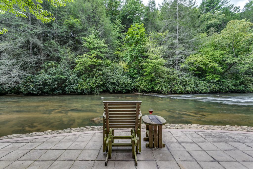 Trinity Waters Rental Cabin