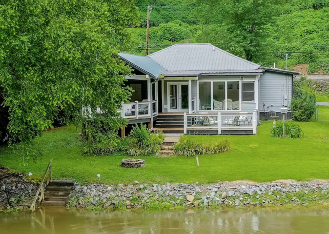McCaysville River House | North Georgia Cabin Rentals