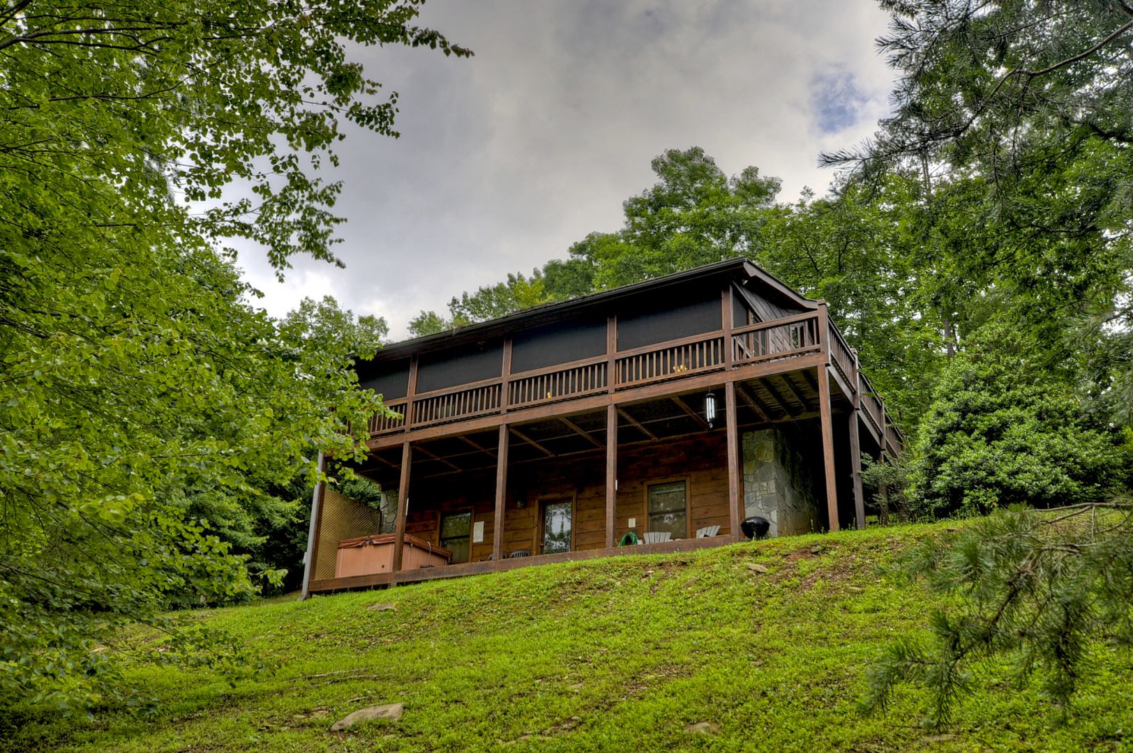 Sugar Creek Retreat Cabin Rental