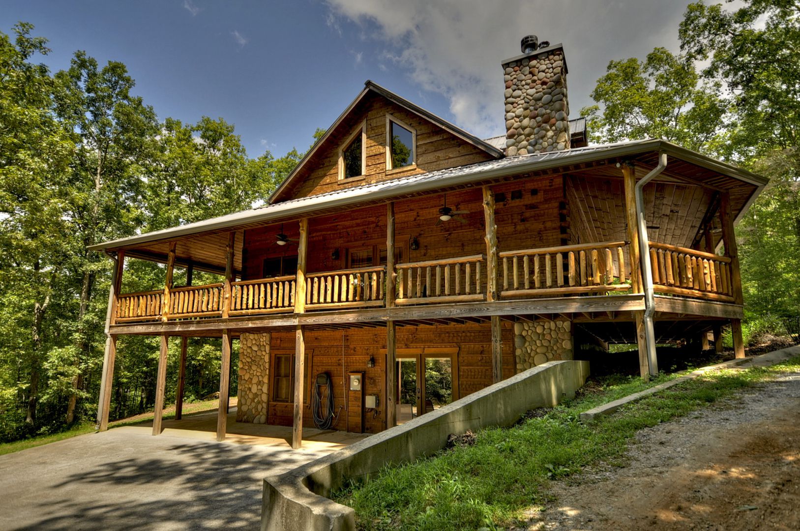 Five Bedroom Cabin Rentals In Blue Ridge North Georgia