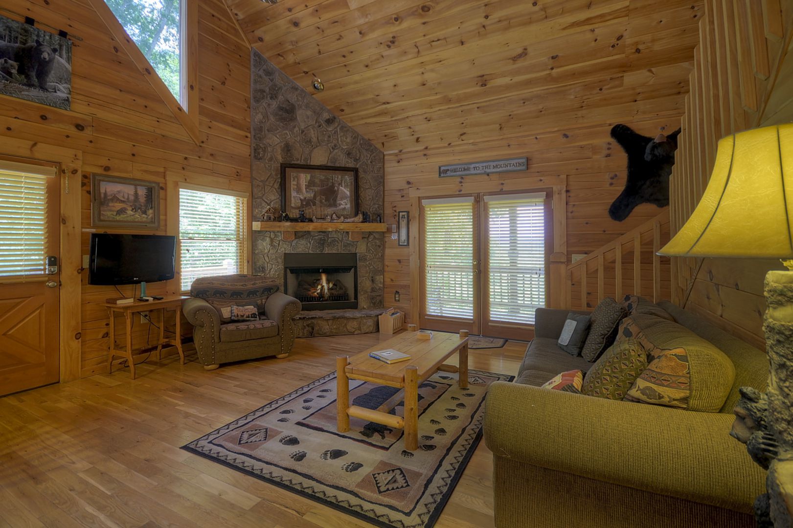 Bear Ridge Hideaway Rental Cabin Cuddle Up Cabin Rentals