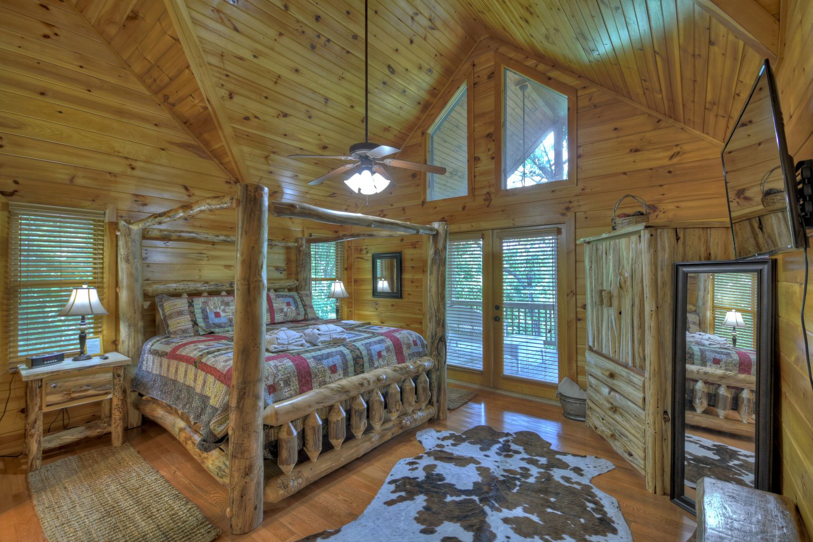 Crooked Creek Rental Cabin Cuddle Up Cabin Rentals